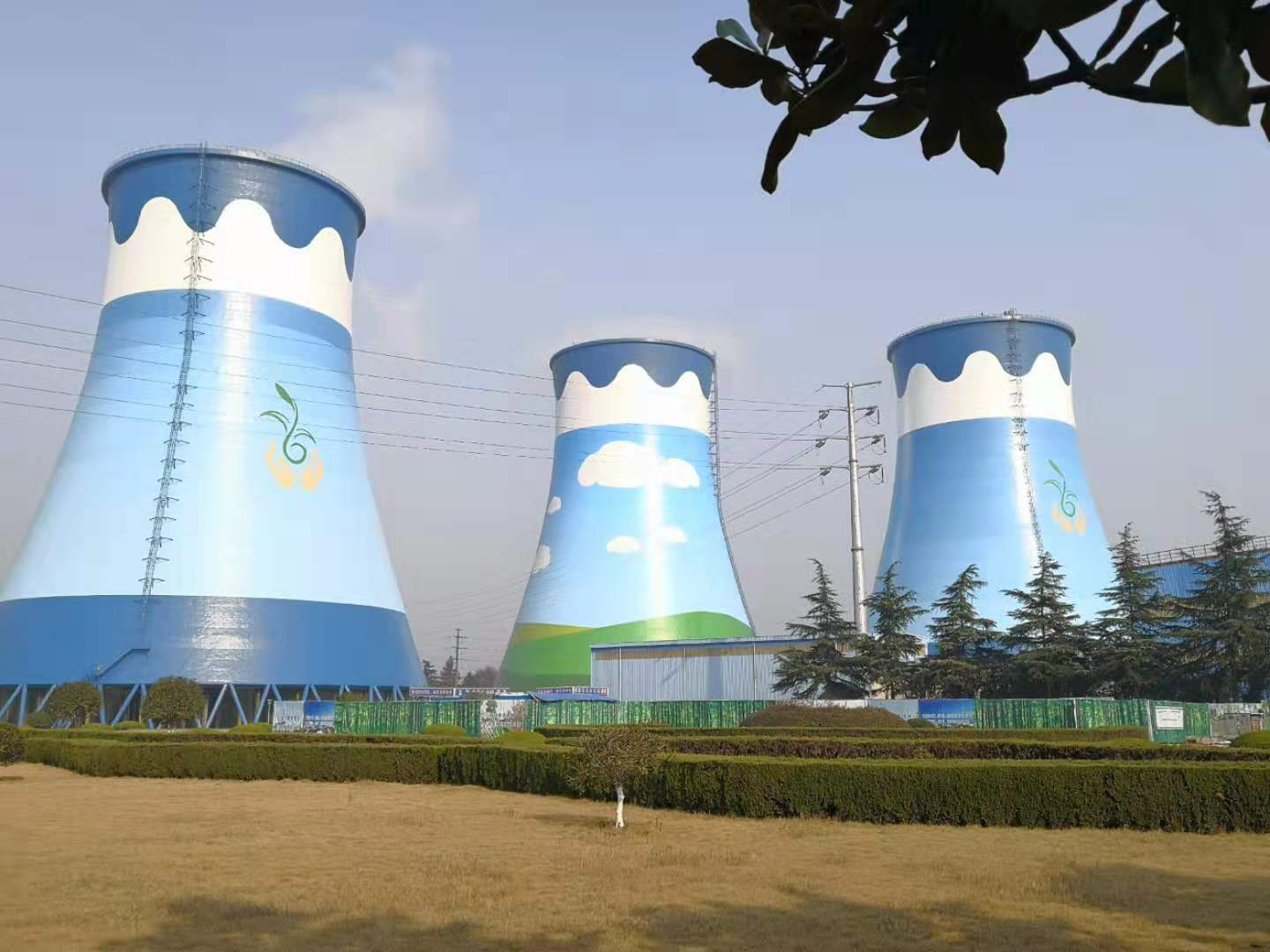 高效美化方案：煙囪美化公司的創(chuàng)意設計